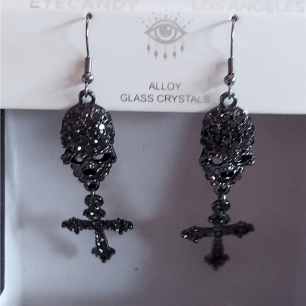 NWT ⚜️🖤⚜️ Eye Candy SKULL CROSS EARRINGS